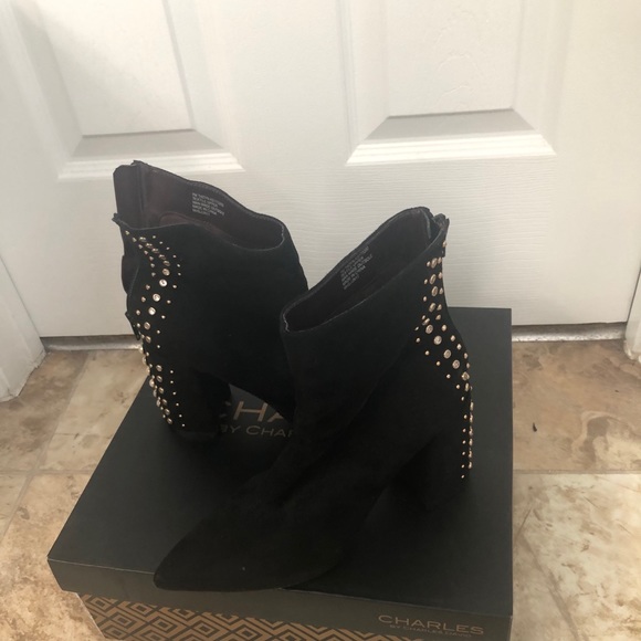 Faux suede kensie booties - Picture 9 of 10